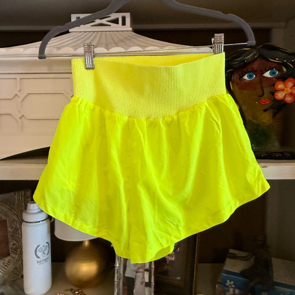 Free People FP movement XS neon yellow Carpe Diem shorts - Picture 6 of 6